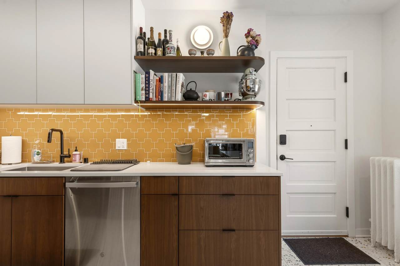 1714 Kane Pl - Photo 1