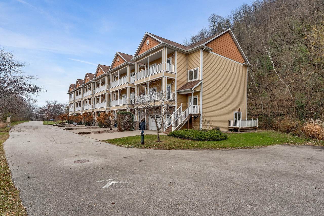 1308 Sunset Ct - Photo 1