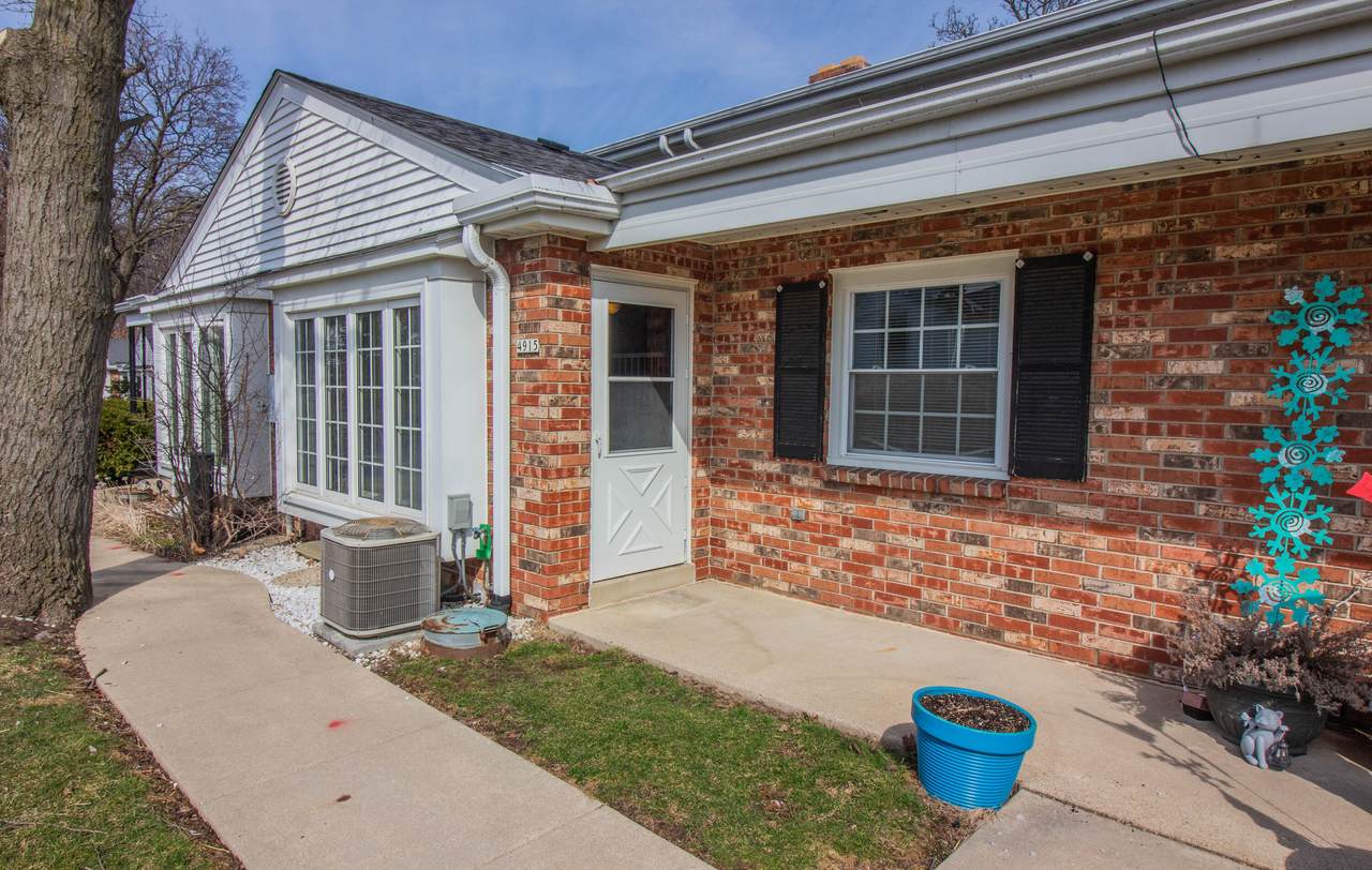 4915 Colonial Ct - Photo 1