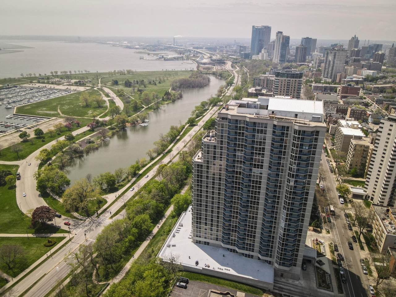 https://bt-photos.global.ssl.fastly.net/milwaukee/1280_boomver_1_1955027-2.jpg