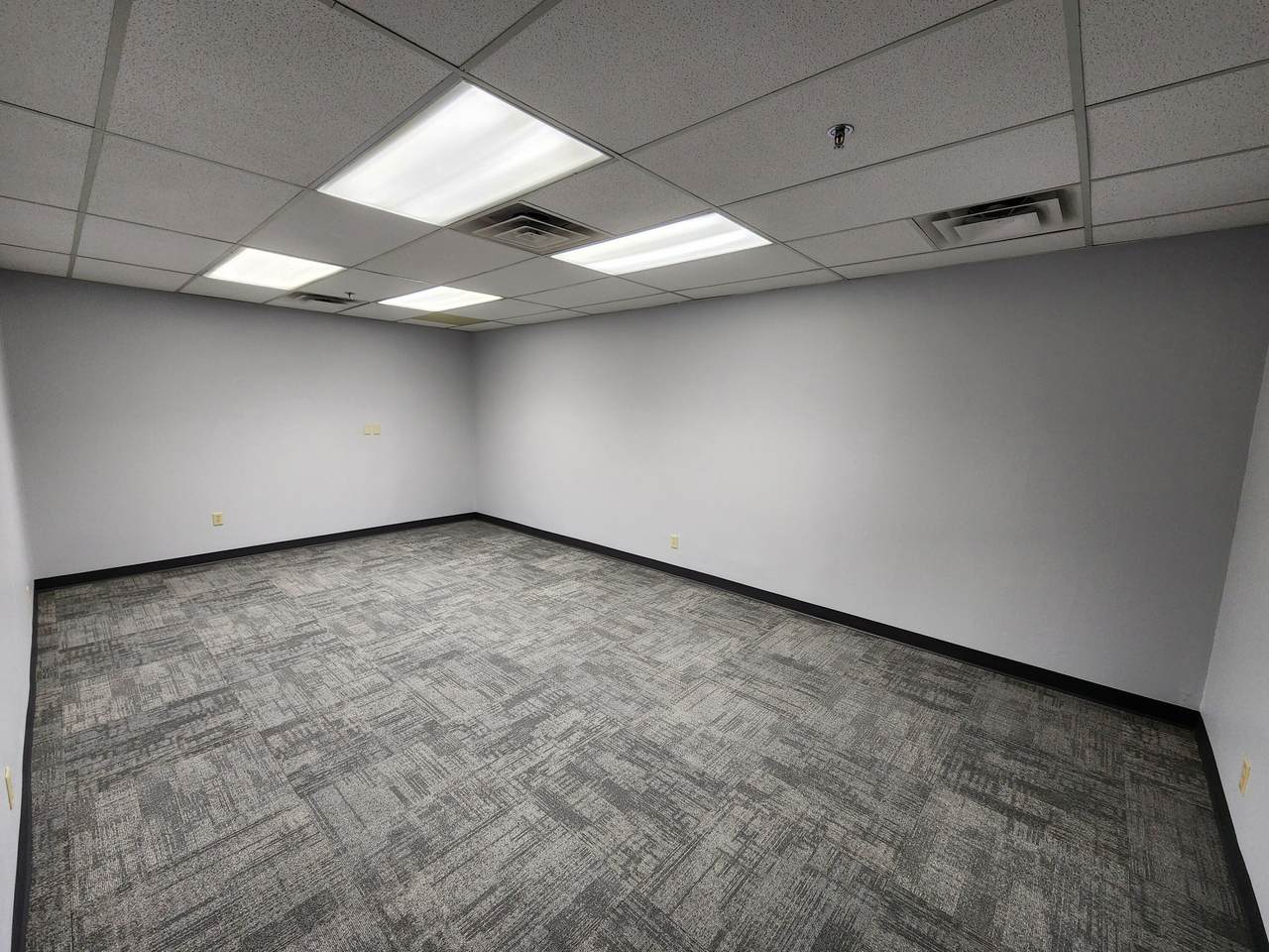 15850 Bluemound Rd - Photo 1