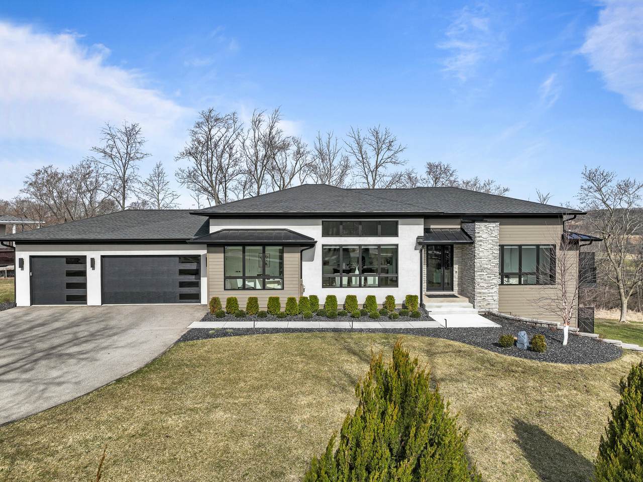 W4536 Lakeview Glen Dr - Photo 1