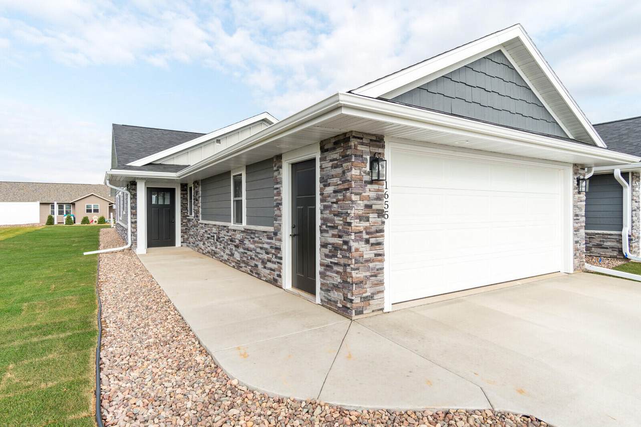 1635 Red Clover St - Photo 1