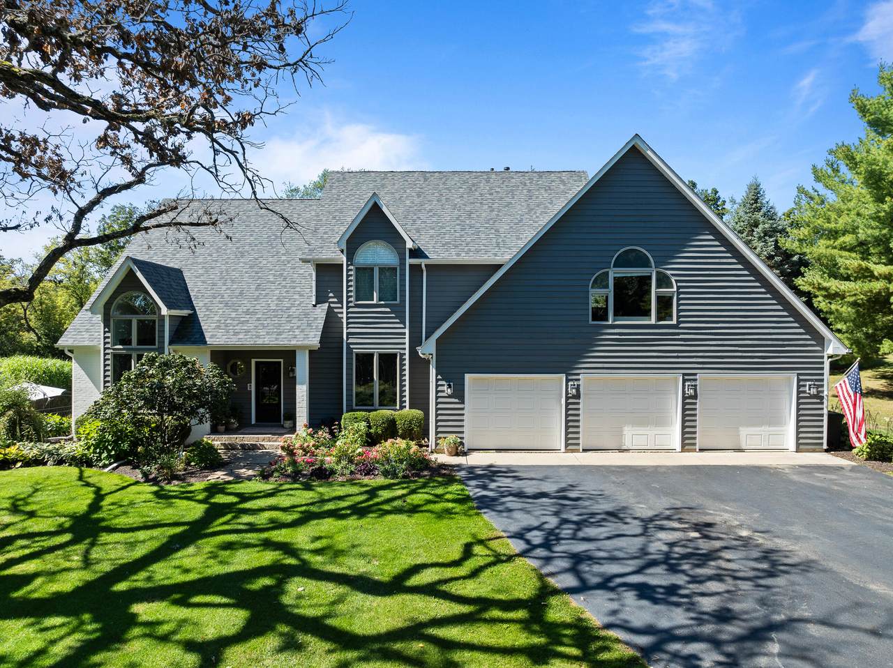 2380 Partridge Woods Ct - Photo 1