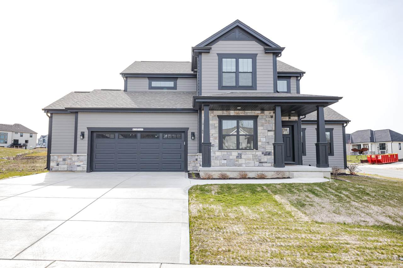 W206N5693 Muirfield Dr - Photo 1