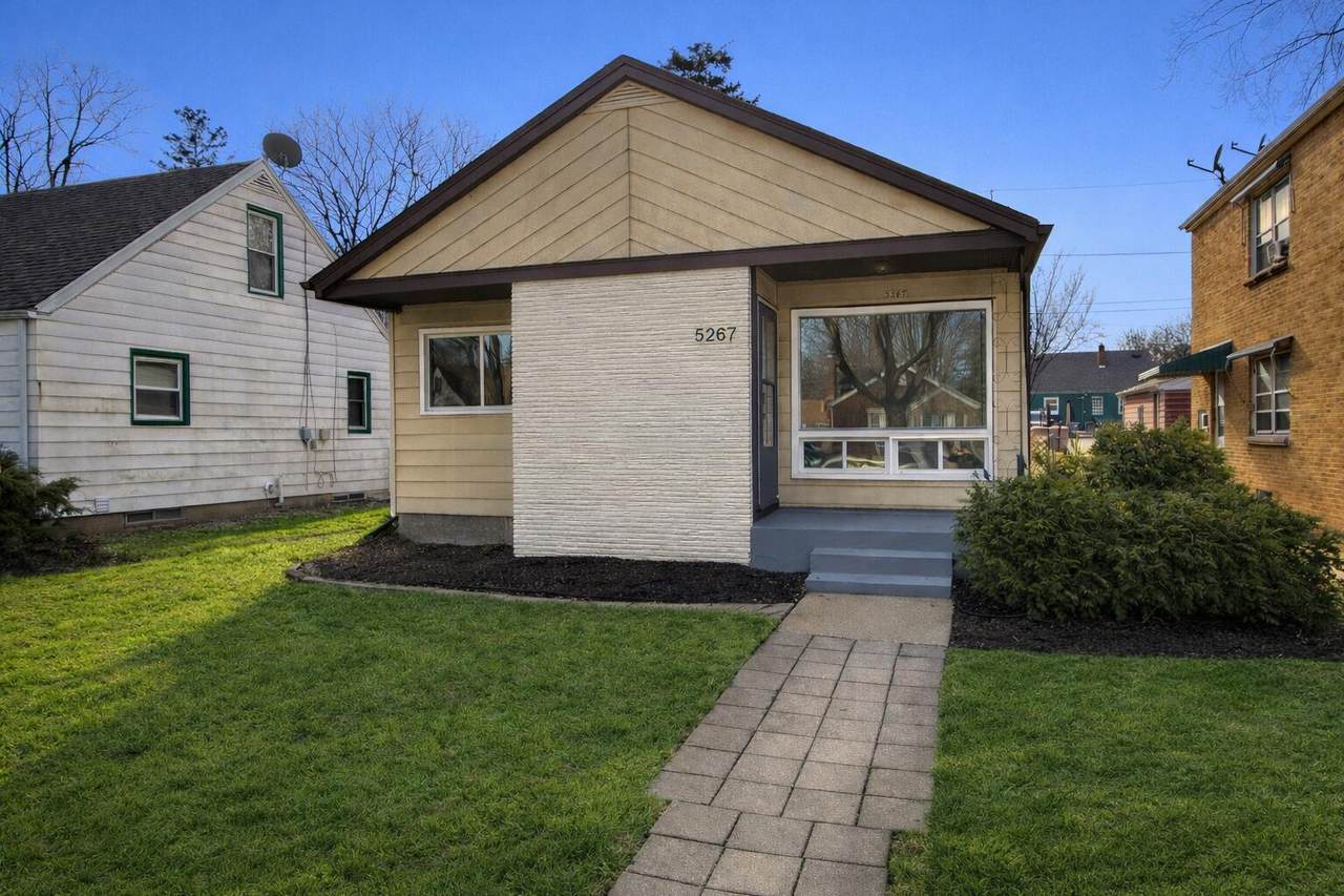 5267 48th St - Photo 1