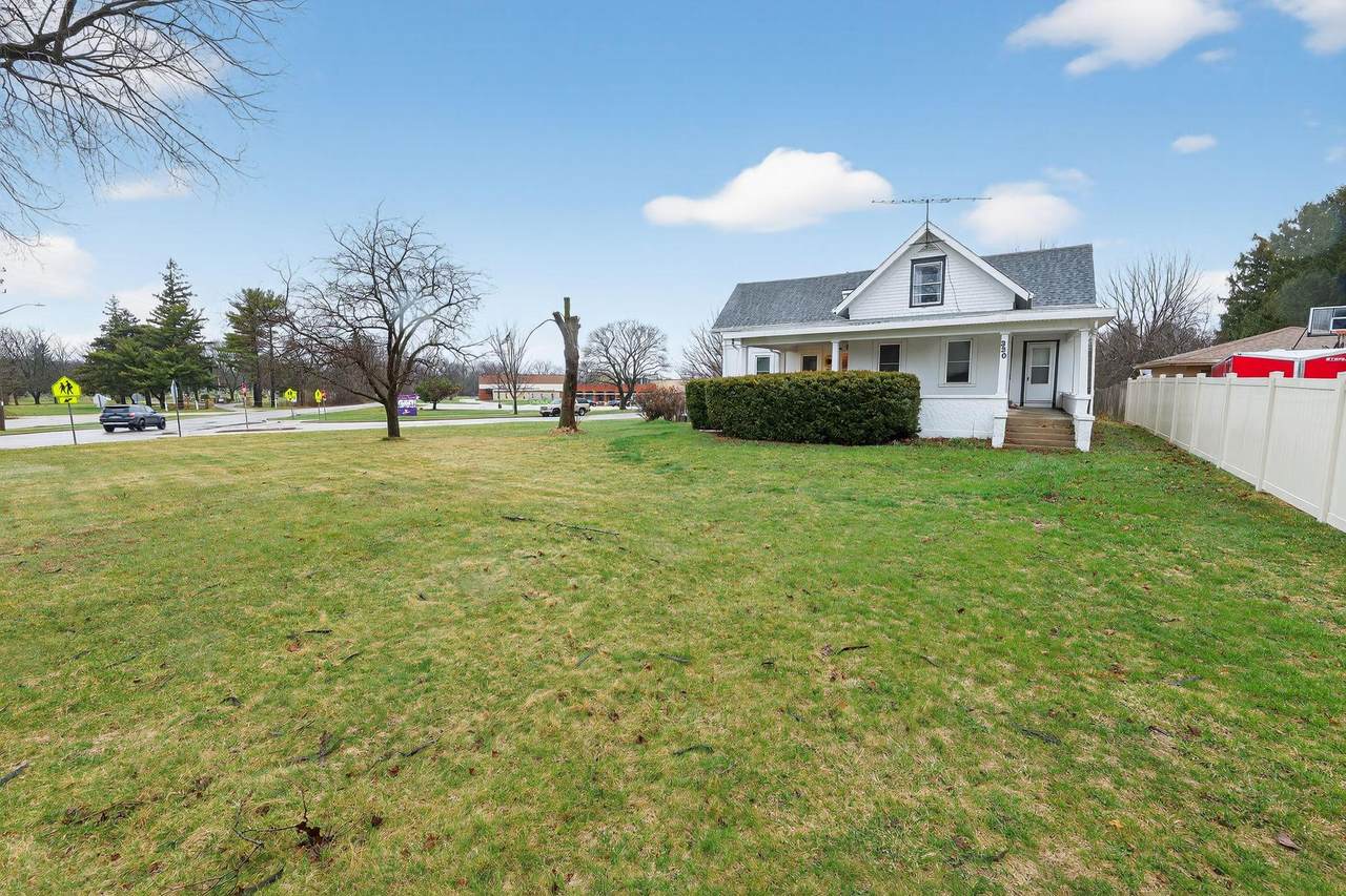 330 Jefferson St - Photo 1
