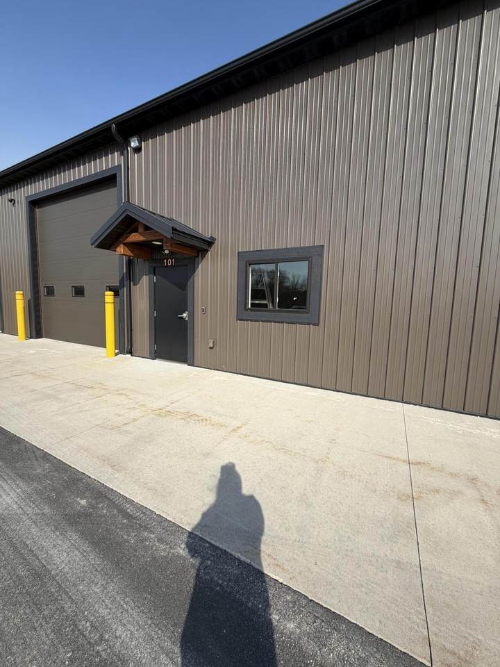 1100 Bywater Dr - Photo 1