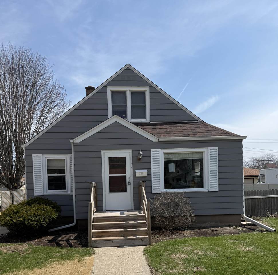 7331 43rd Ave - Photo 1