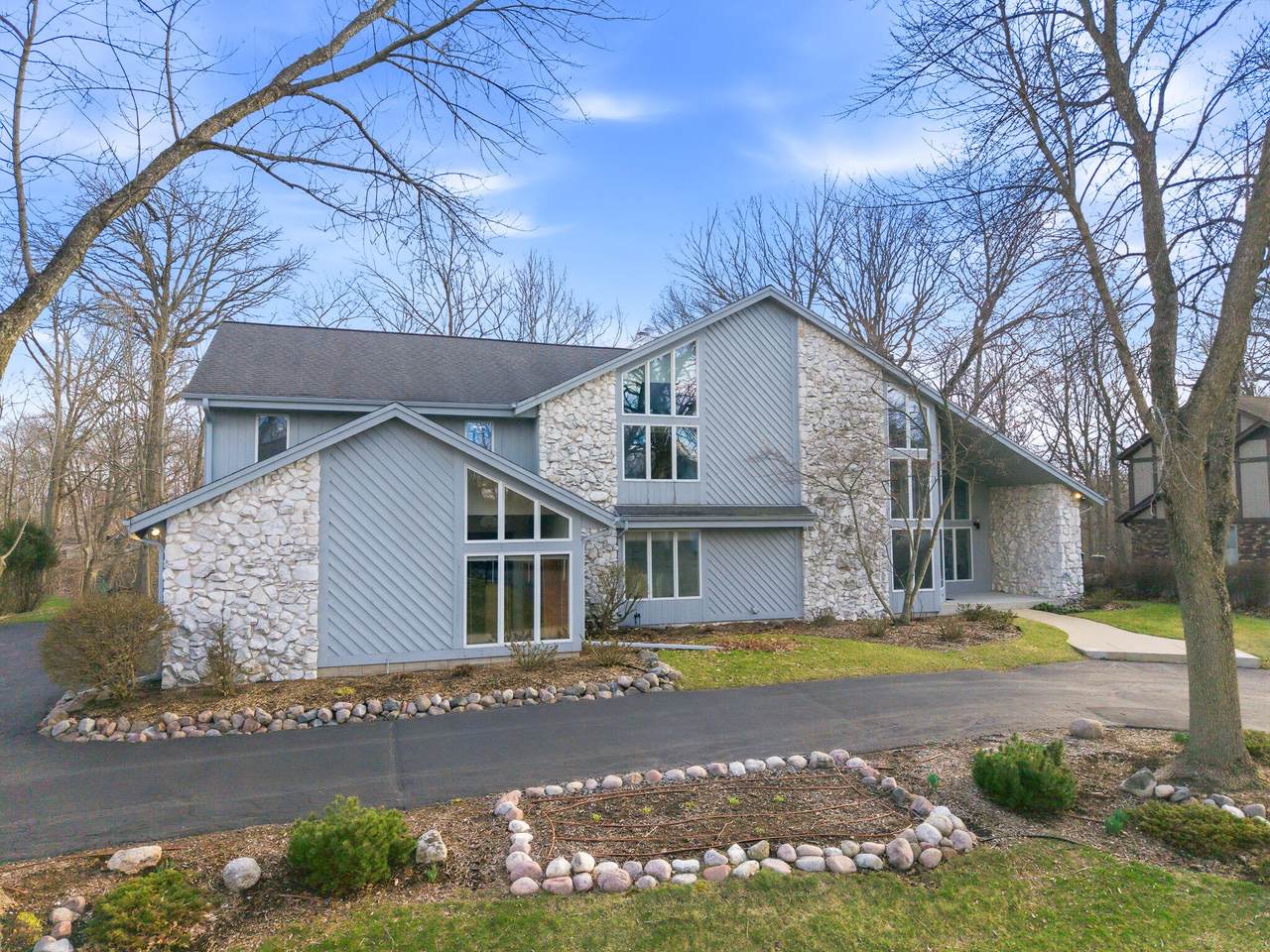 301 Ravine Baye Rd - Photo 1