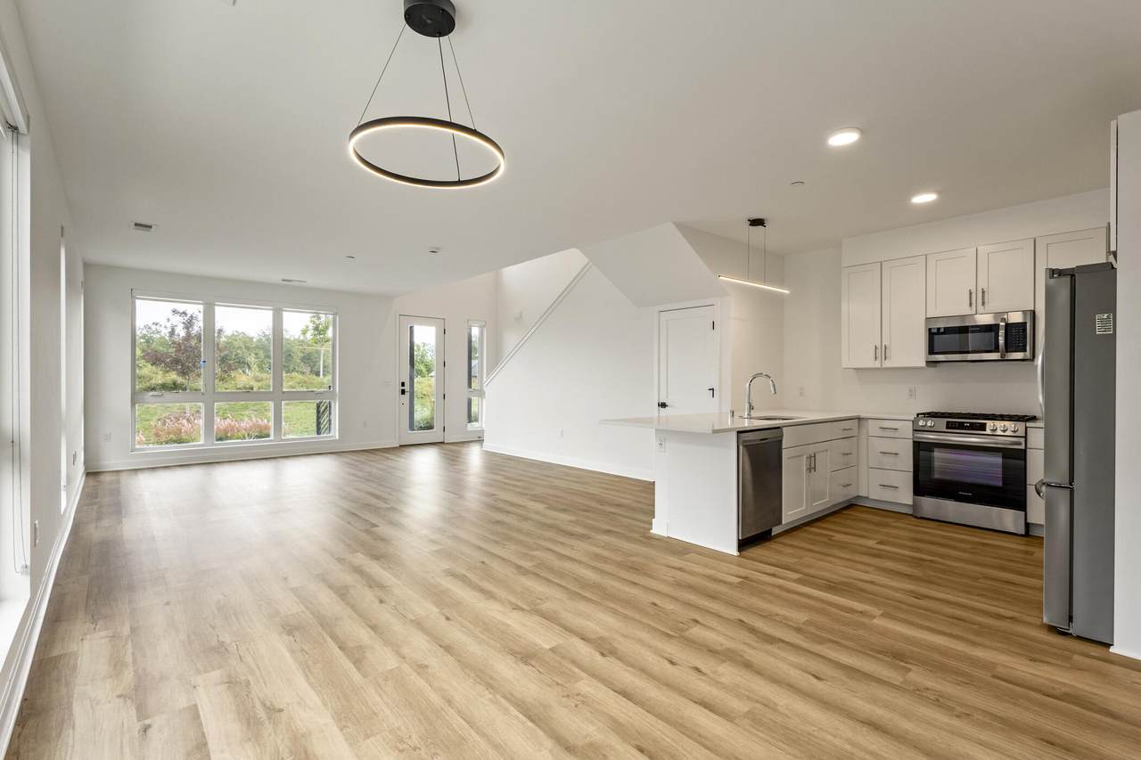 9378 Alder Pl - Photo 1