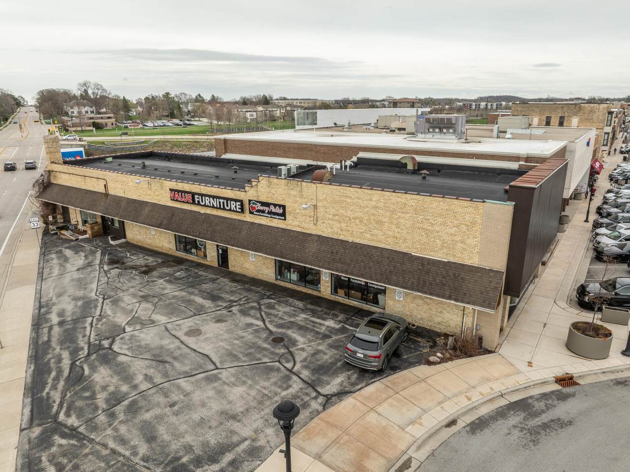 337 Main St - Photo 1