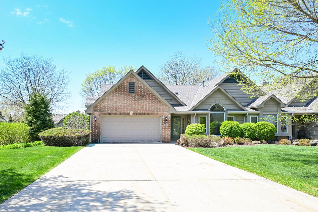 215 Kirkham Ct - Photo 1