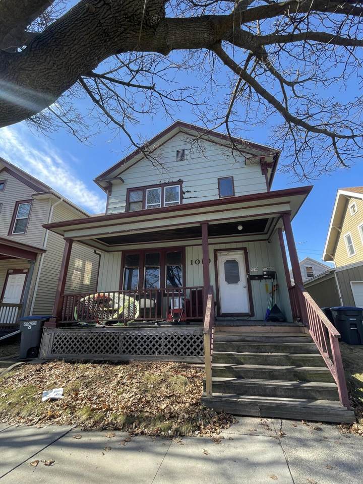 1010 9th St - Photo 1