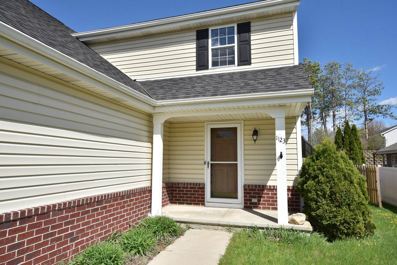 1123 White Sands Ct - Photo 1