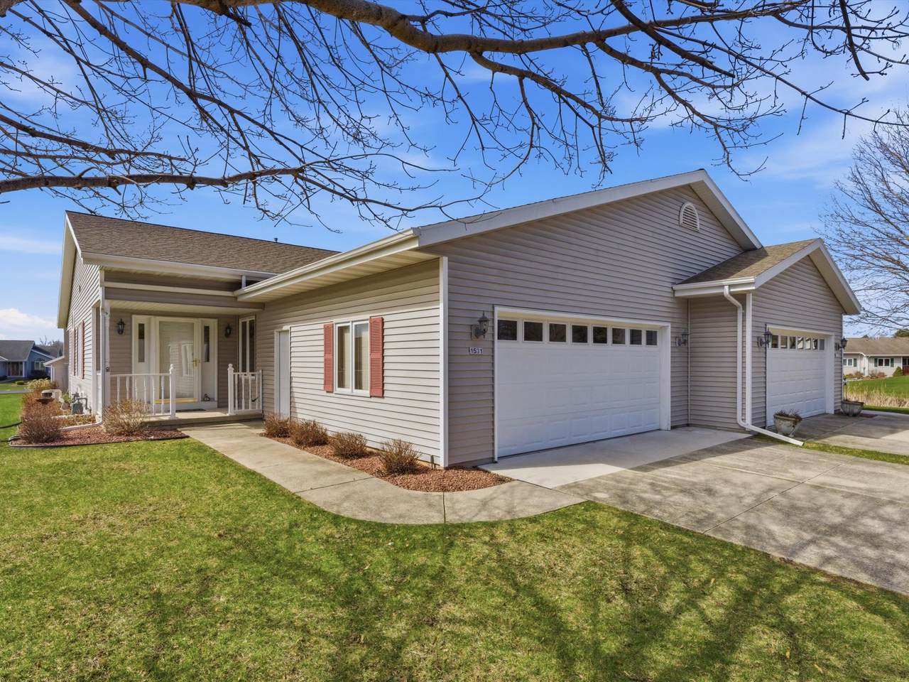 1531 Deer Brook Dr - Photo 1