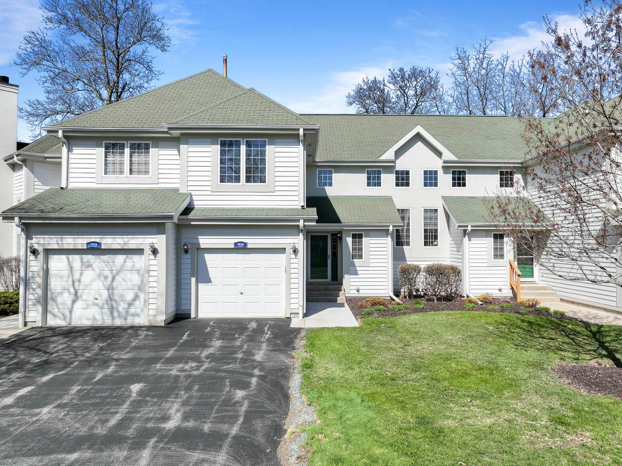 1626 Woodland Dr - Photo 1