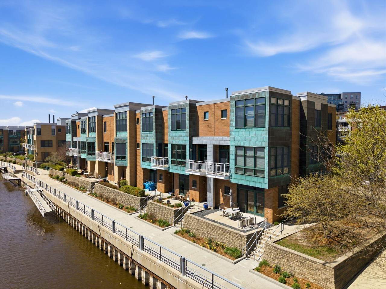 1837 Riverwalk Way - Photo 1