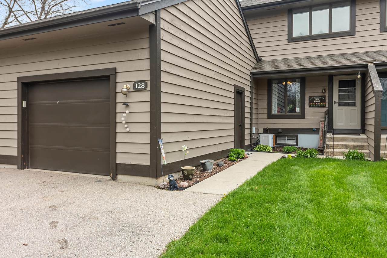128 Glenview Ct - Photo 1
