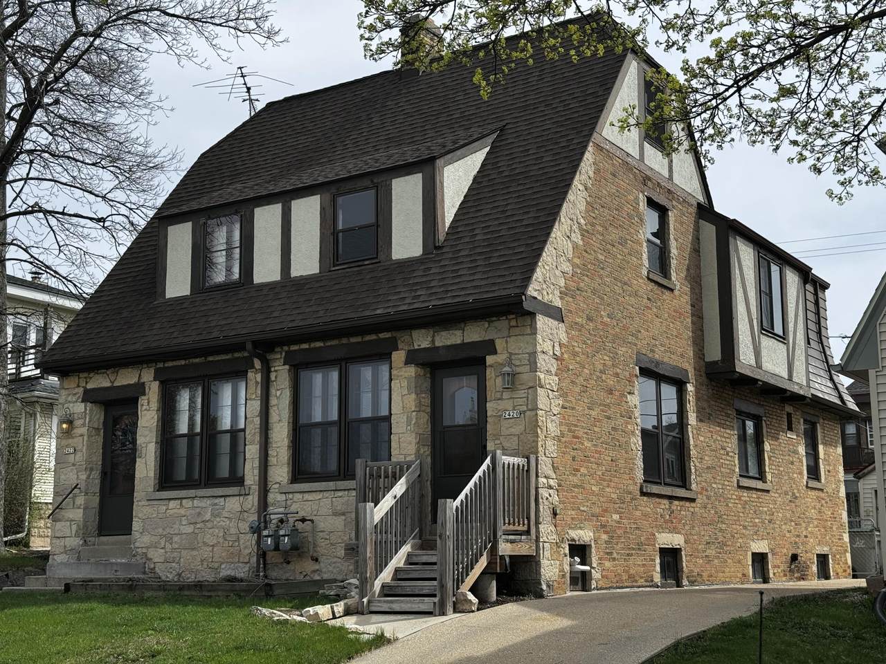 2420 60th St - Photo 1