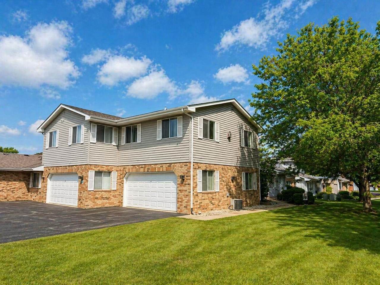 1117 Sunnyslope Dr - Photo 1