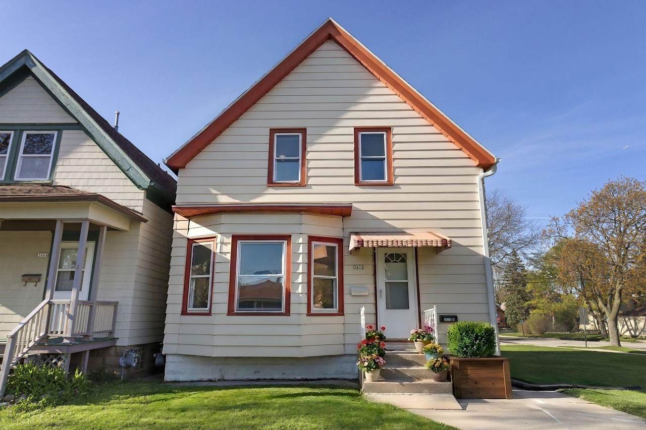 3672 Hammond Ave - Photo 1