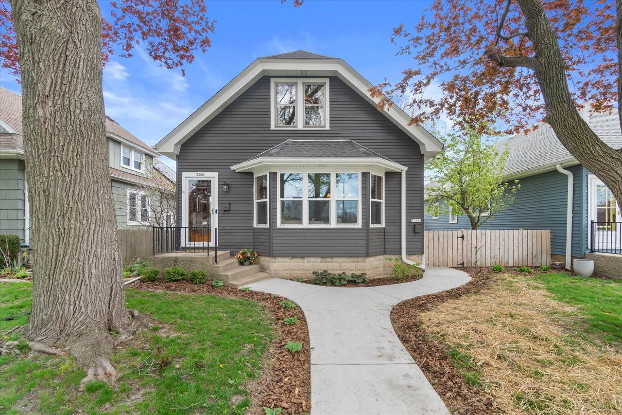 3260 Dayfield Ave - Photo 1