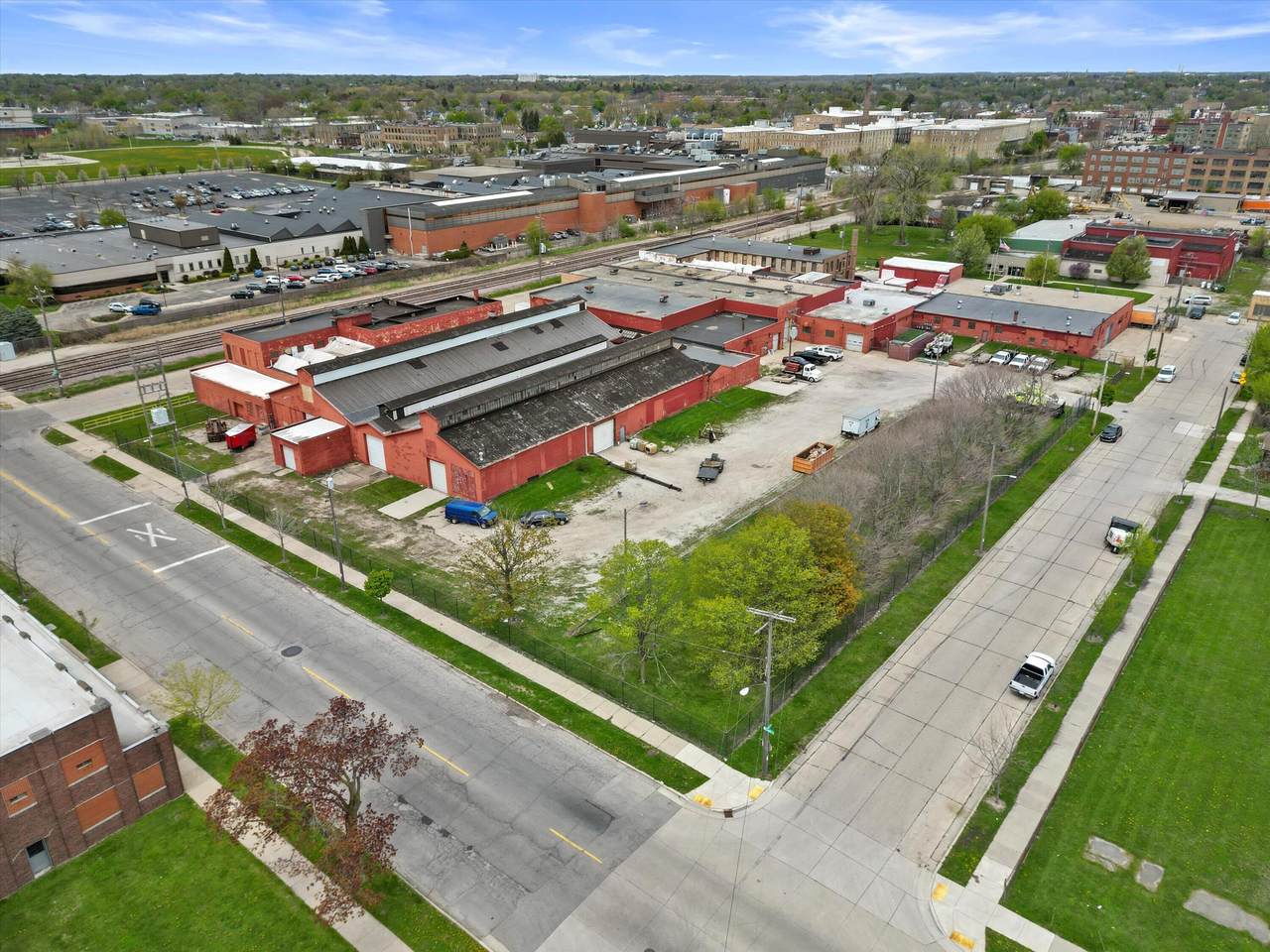 https://bt-photos.global.ssl.fastly.net/milwaukee/1280_boomver_1_1961840-2.jpg