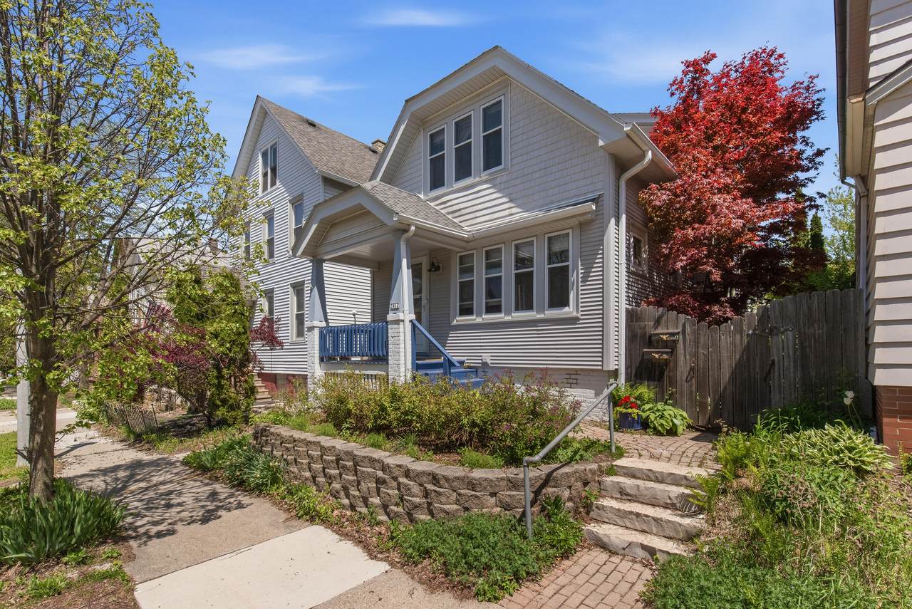 2412 Dousman St - Photo 1
