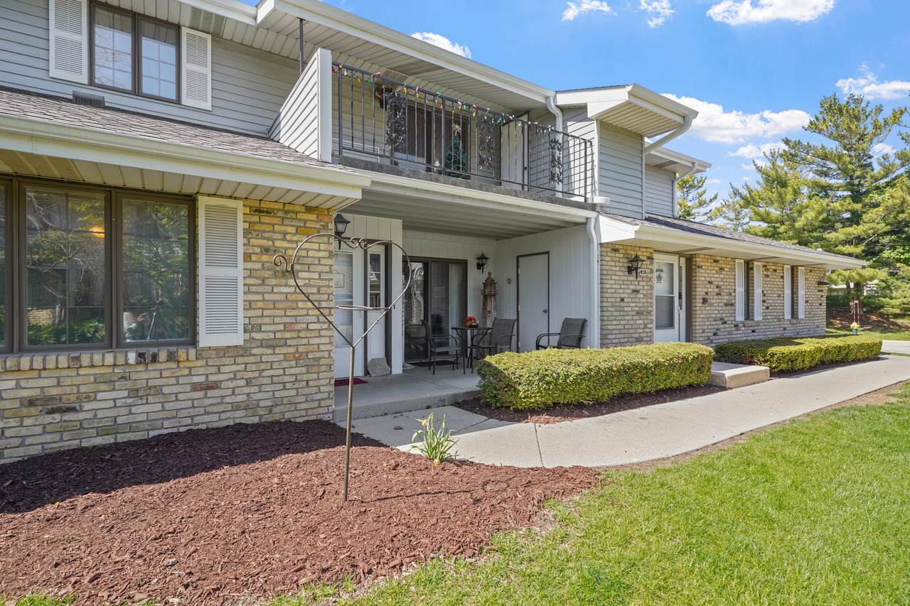 1419 Sun Valley Dr - Photo 1