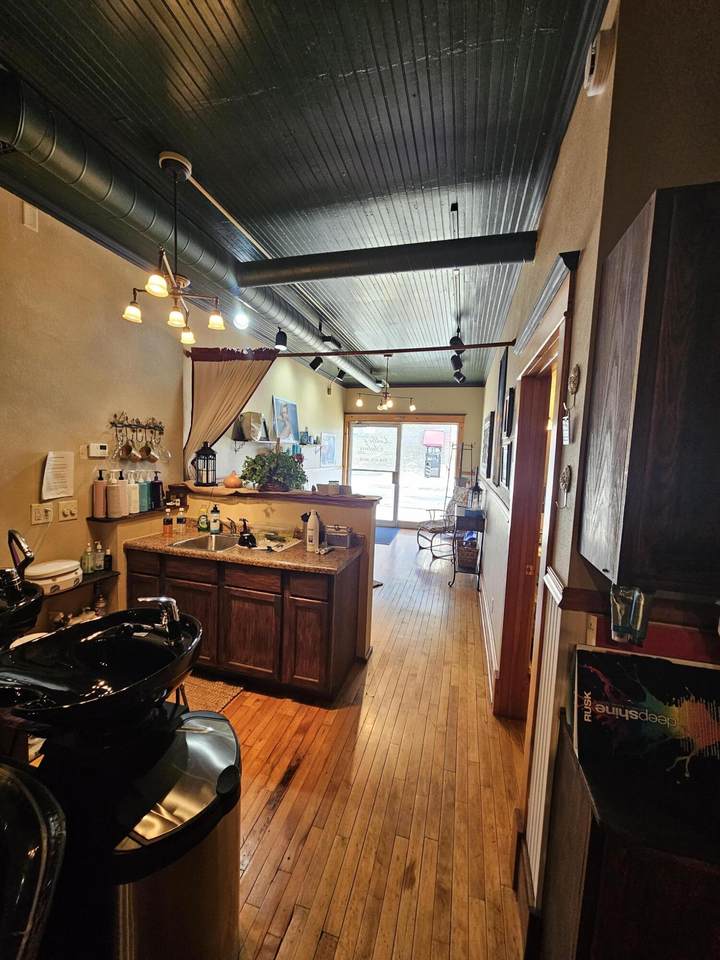 https://bt-photos.global.ssl.fastly.net/milwaukee/1280_boomver_1_1963302-2.jpg