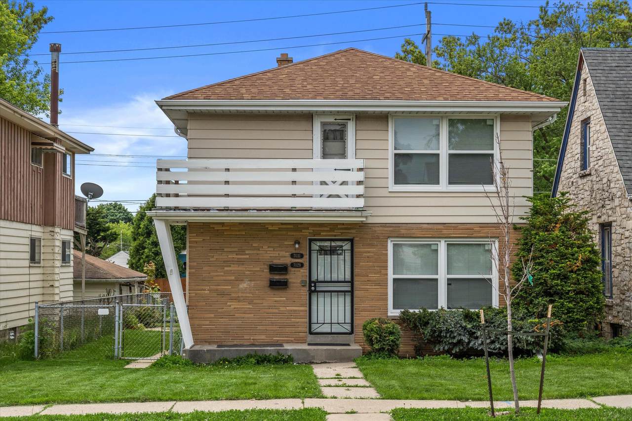 7029 Hampton Ave - Photo 1