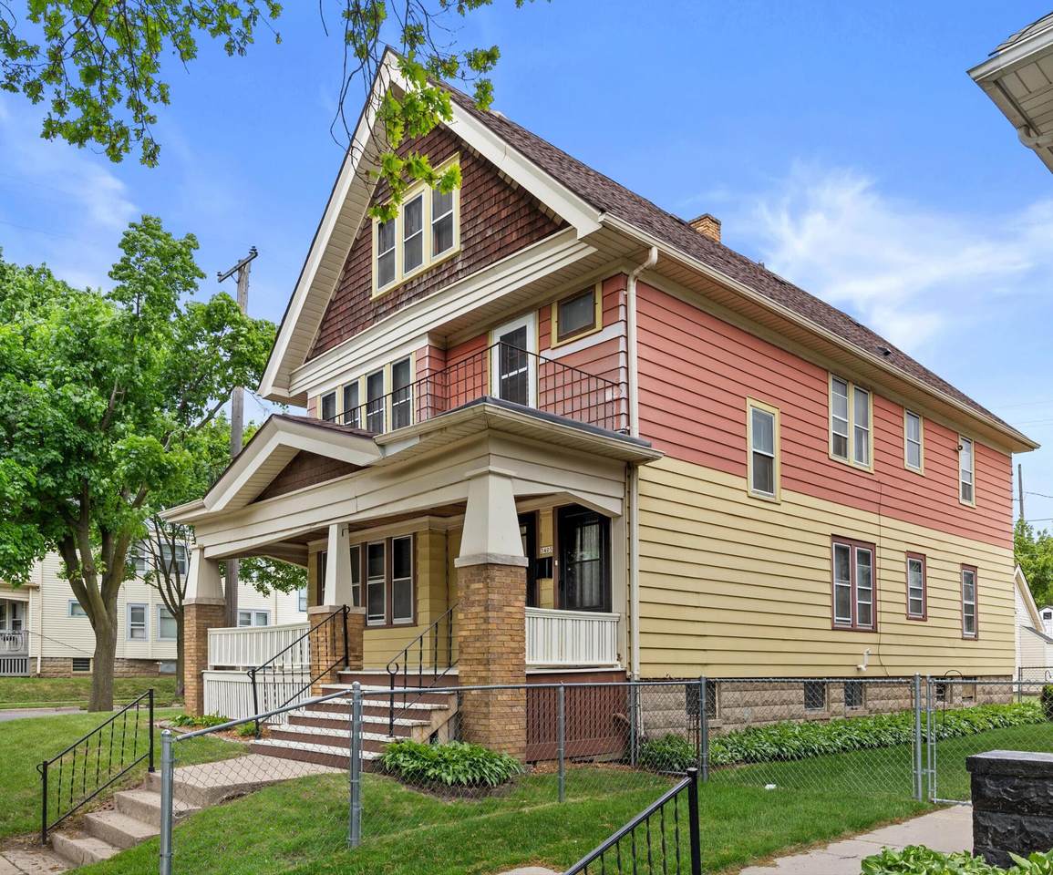 3403 21st St - Photo 1