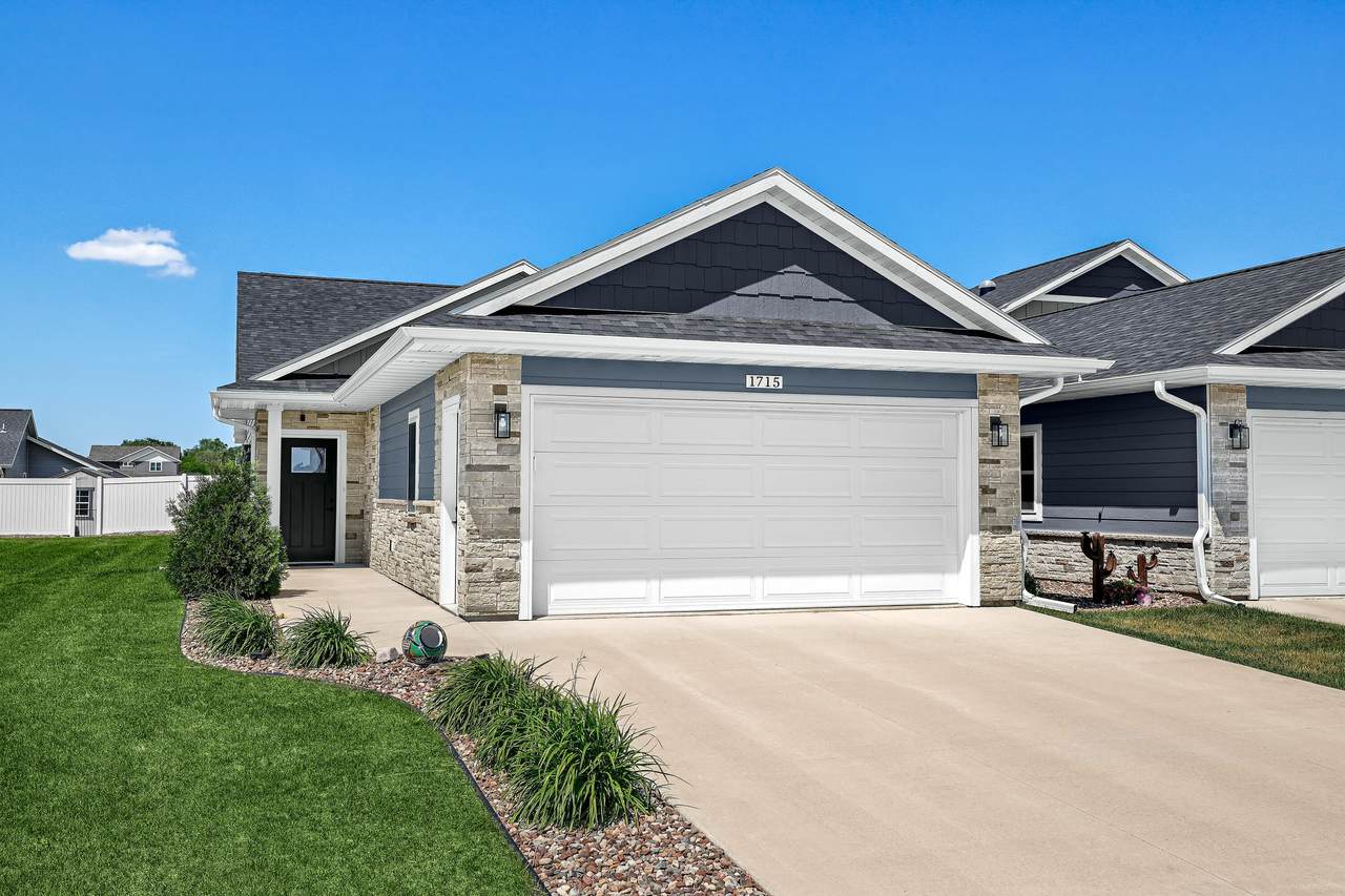 1715 Red Clover St - Photo 1