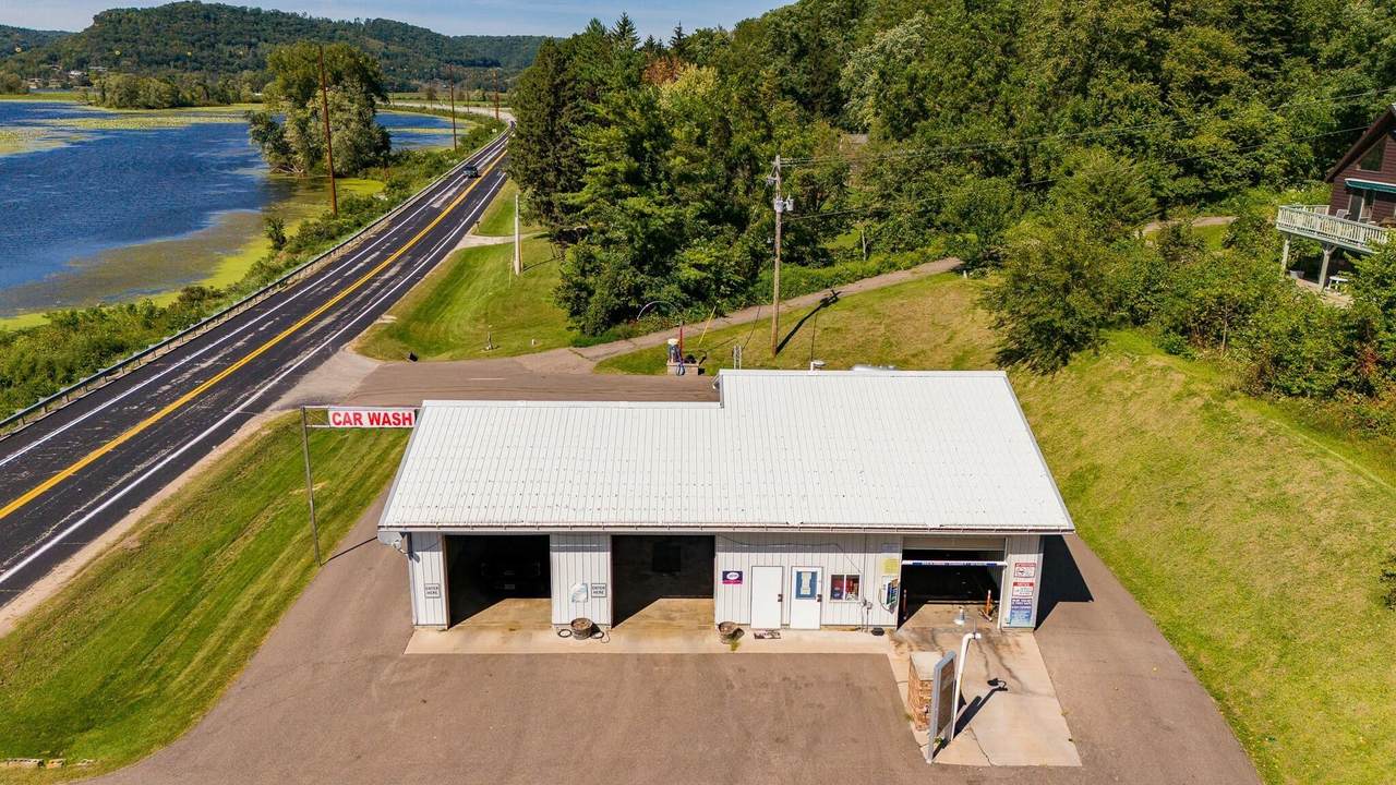 200 State Road 35 - Photo 1