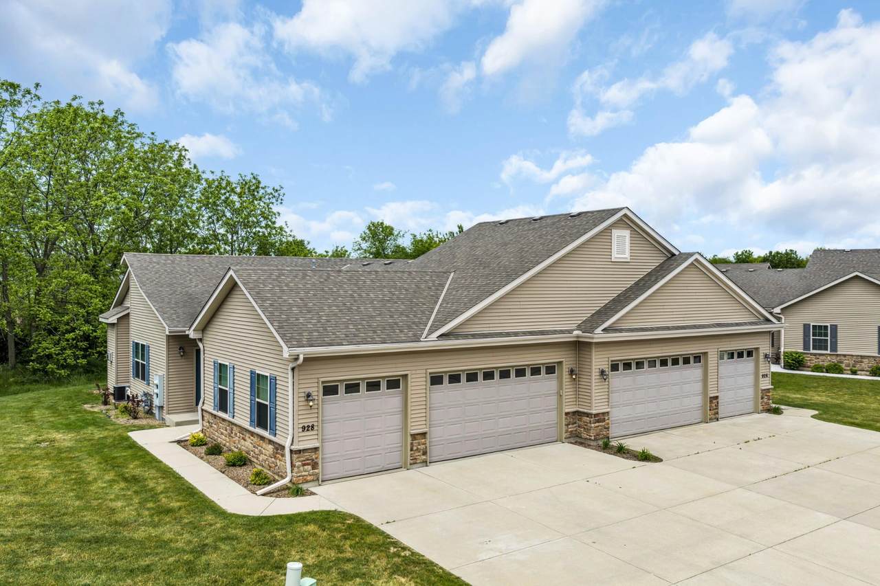 928 Langdon Ct - Photo 1