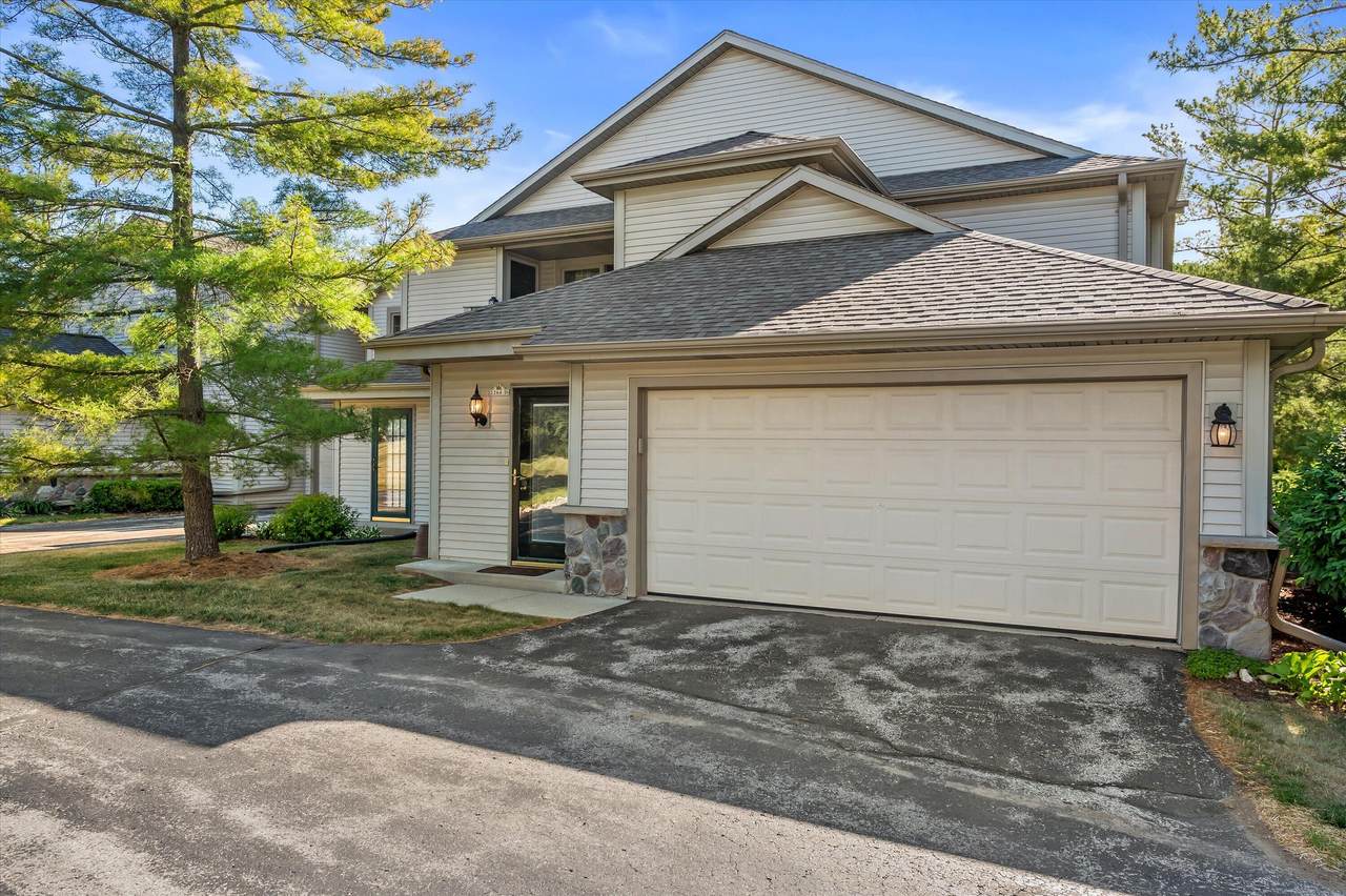 2264 Circle Ridge Rd - Photo 1