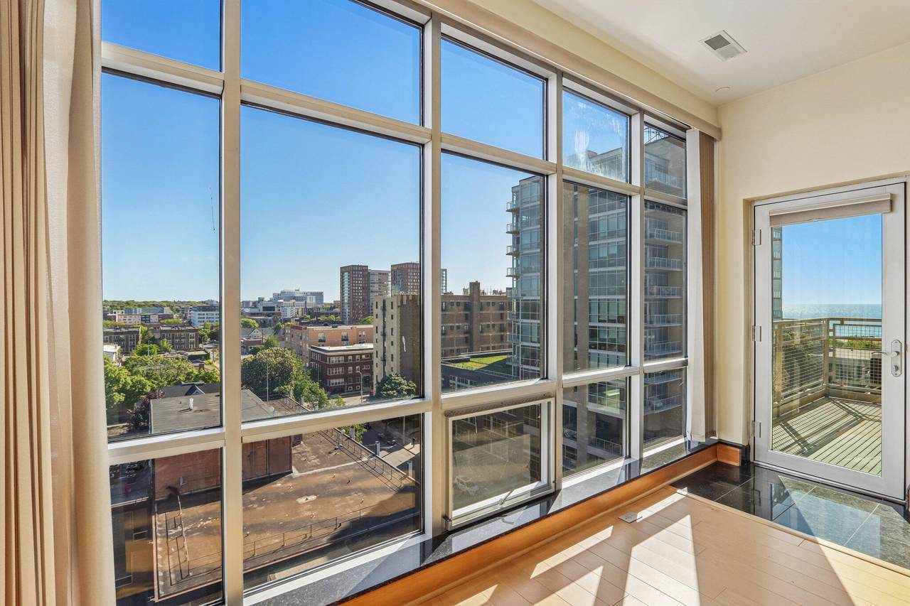 1550 Royall Pl - Photo 1