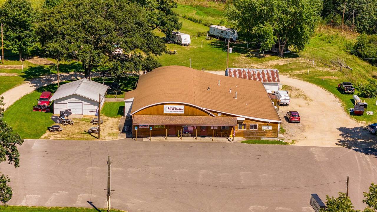 S1582 State Rd 35 - Photo 1