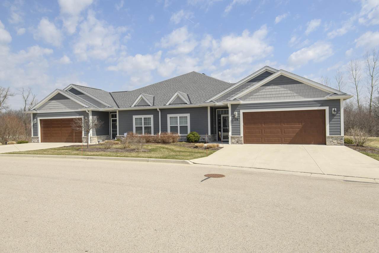 106 Phantom Lake Ct - Photo 1