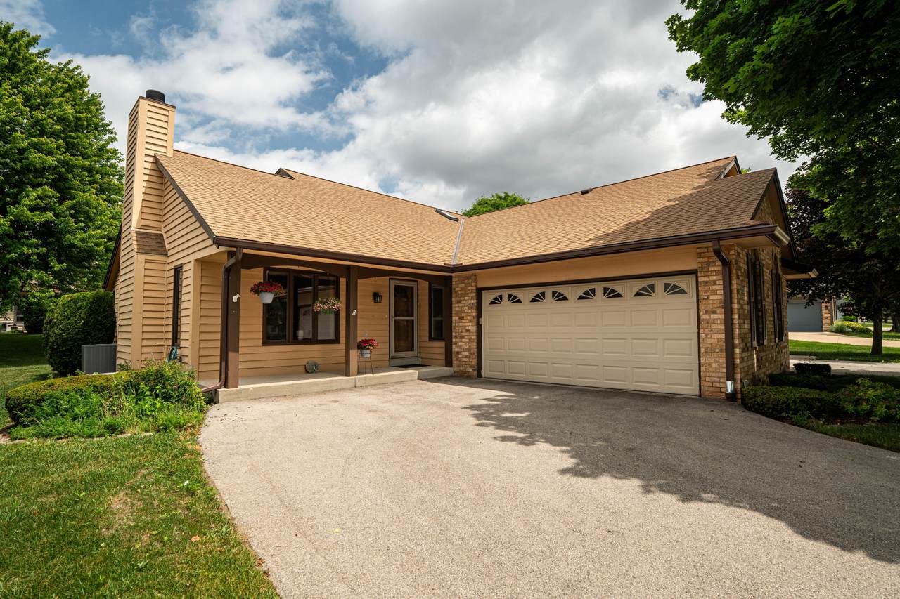 5413 Somerset Ln - Photo 1