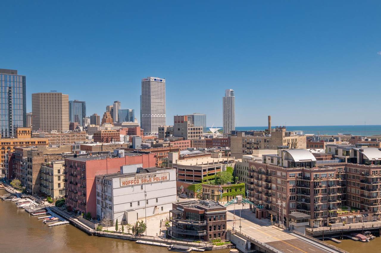 https://bt-photos.global.ssl.fastly.net/milwaukee/1280_boomver_1_1967262-2.jpg