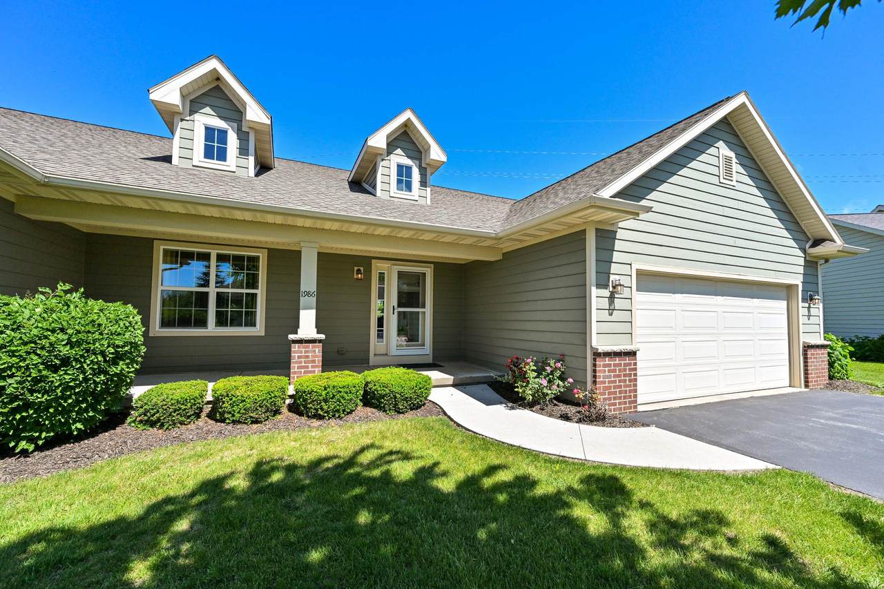 1986 Blue Spruce Ct - Photo 1