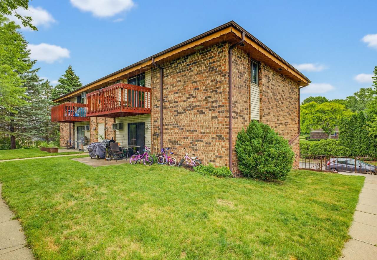 627 Hartridge Dr - Photo 1