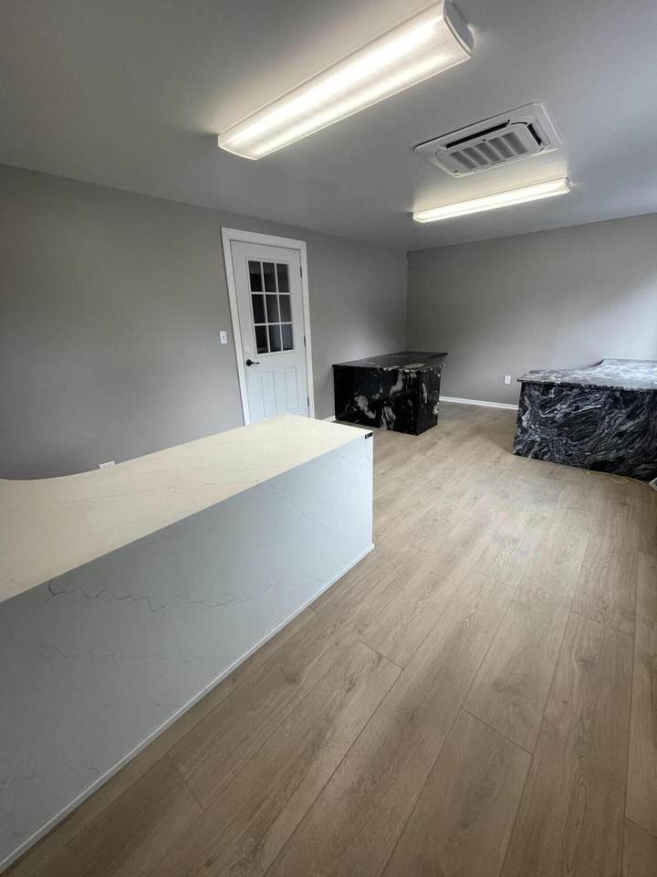 726 Walworth St - Photo 1