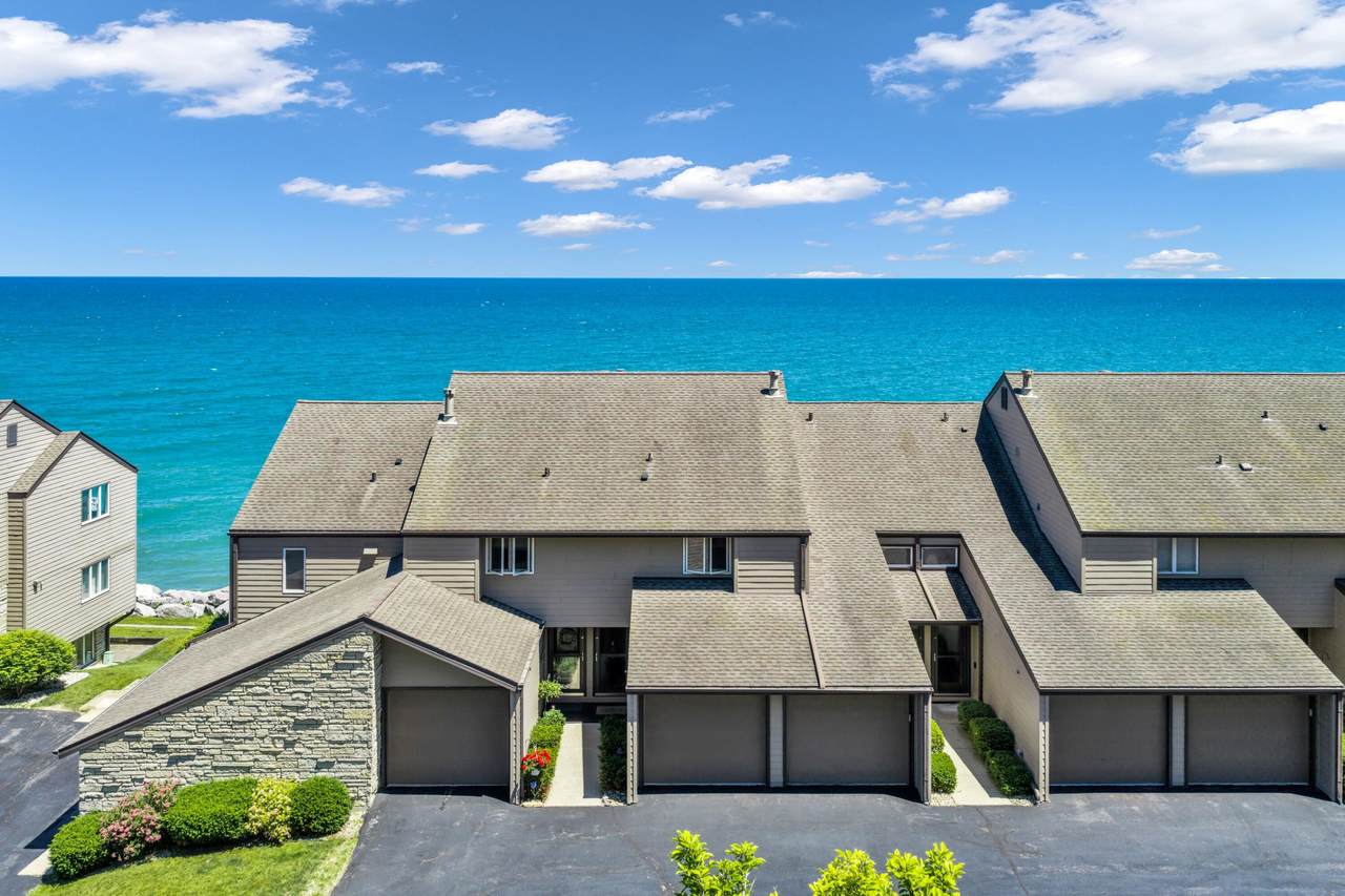 141 Lakeshore Dr - Photo 1