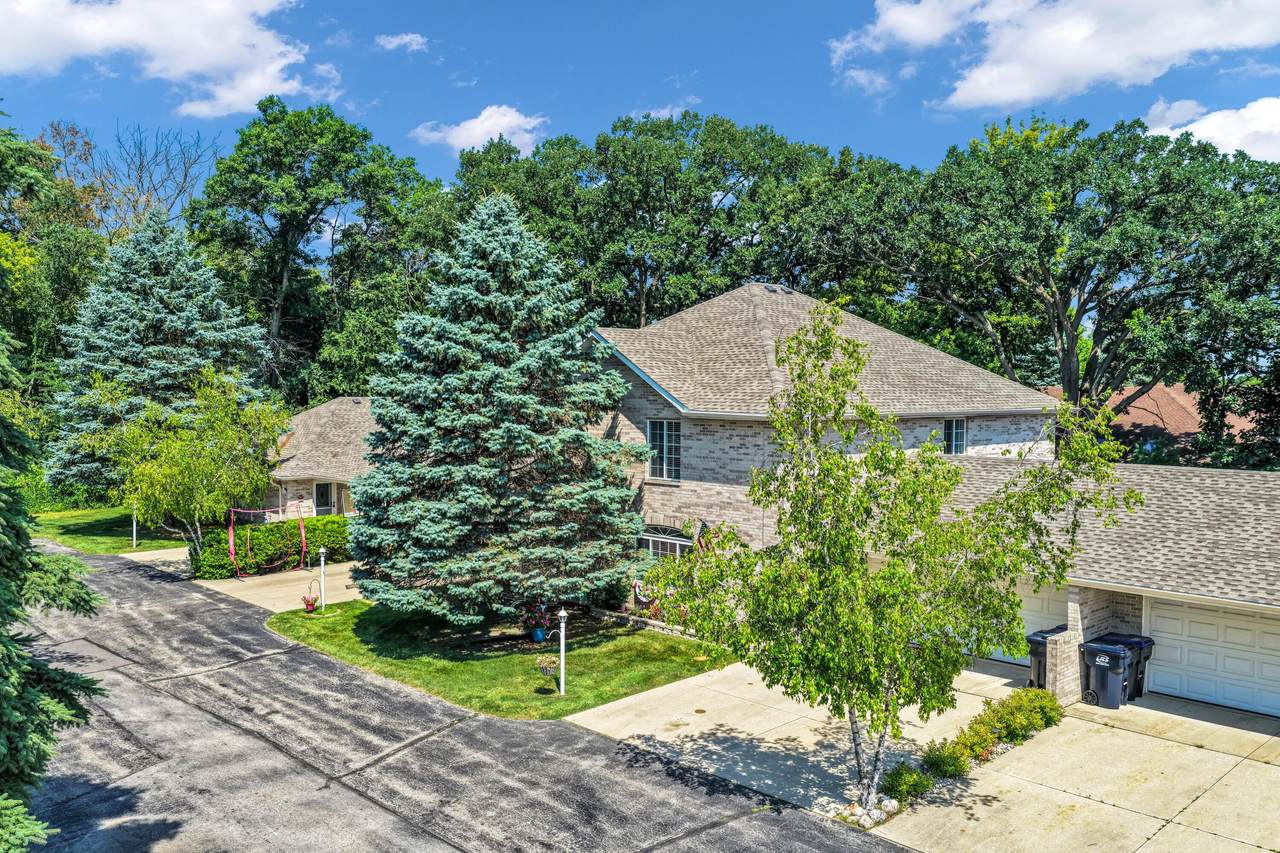 626 Market St - Photo 1