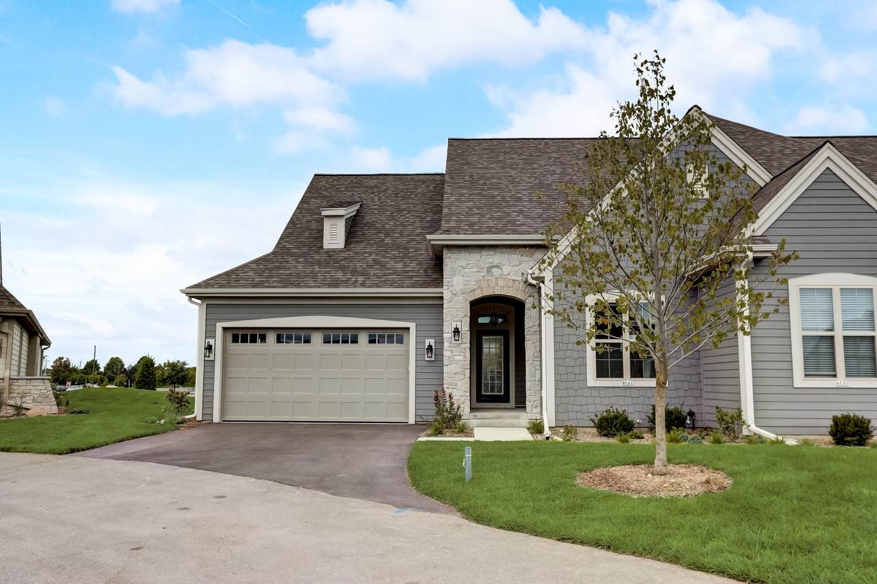 1612 Belmont Ln - Photo 1