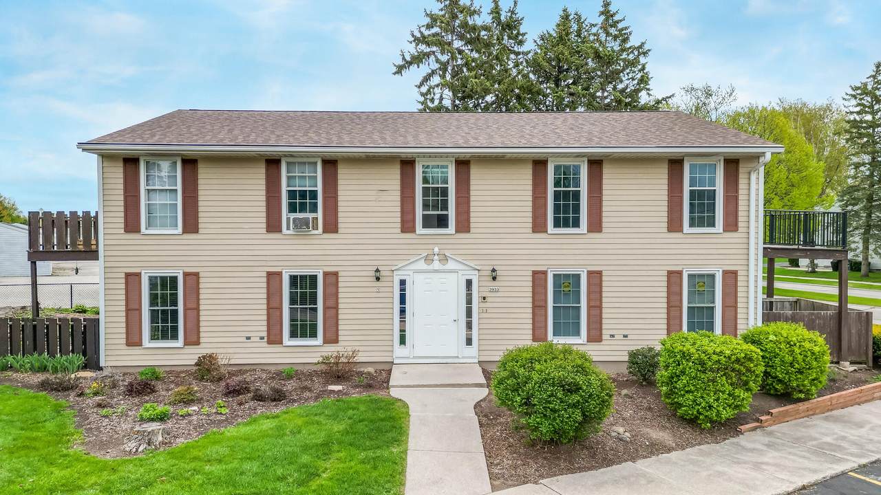 3933 Country Pl - Photo 1