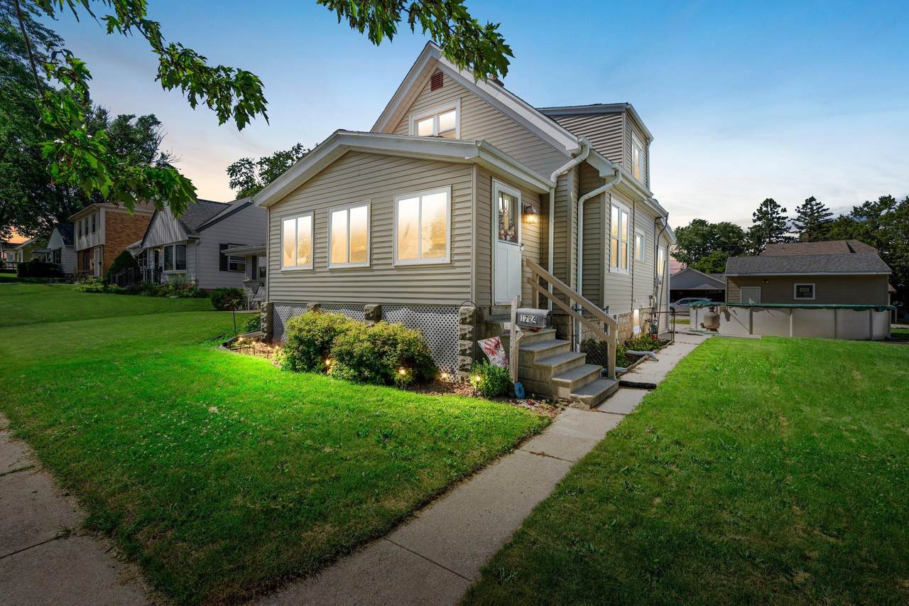 1724 Madison Ave - Photo 1